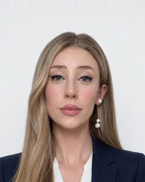 Portrait of Lena Seidinger